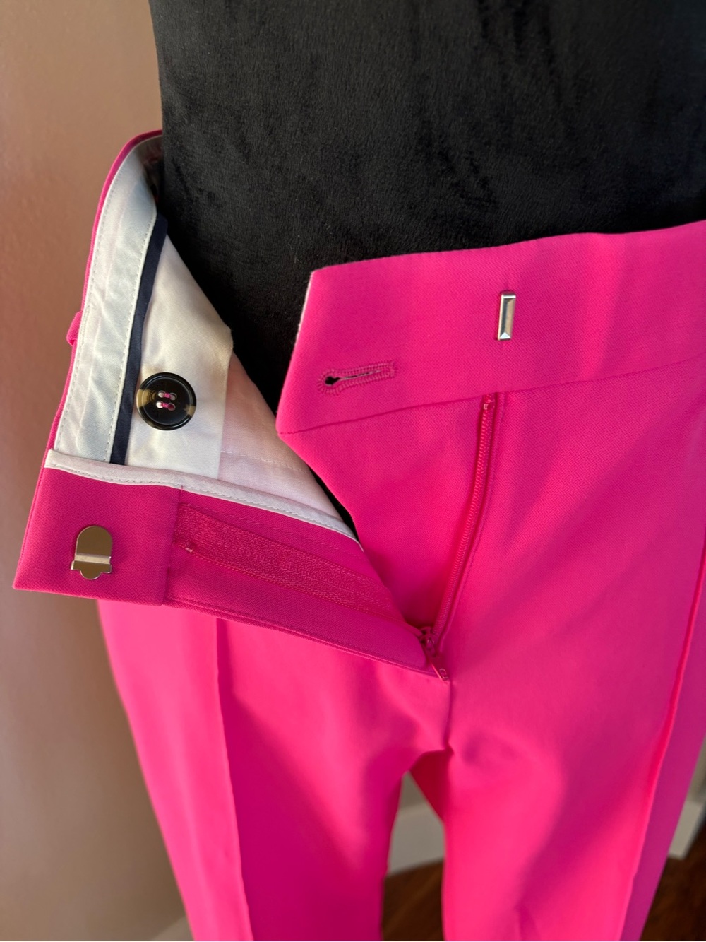 Tory Sport Bright Pink Golf Pants - Picture 4 of 11